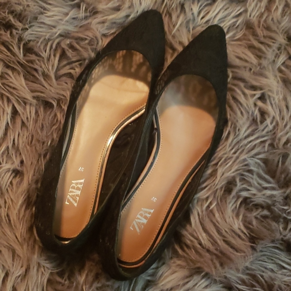 Lace Zara flats.